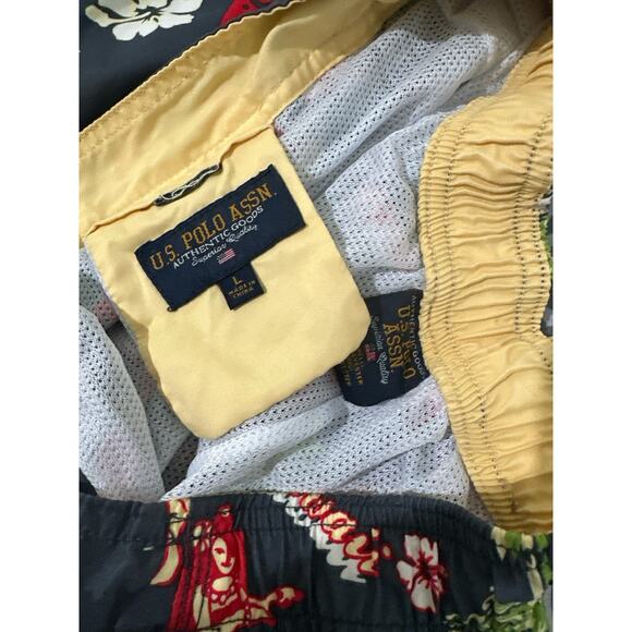 US Polo Assn Men’s Black Green Floral Lined Swim Shorts Size Large - Picture 6 of 8